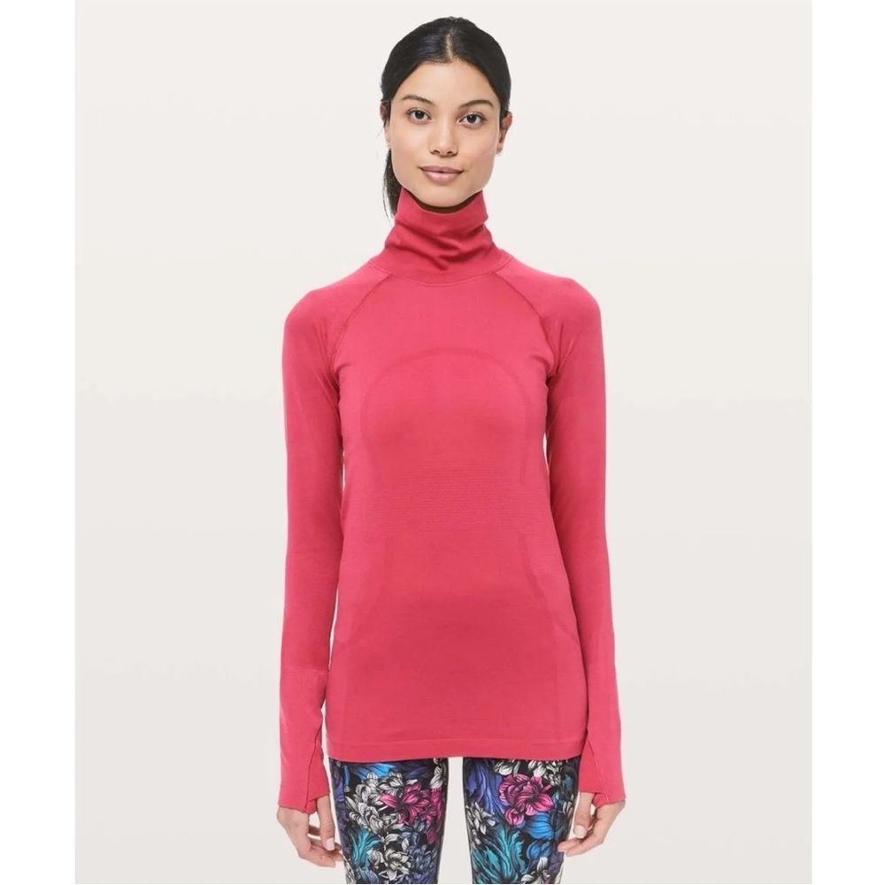 Lululemon Swiftly Speed Turtleneck Violet Red / Violet Red